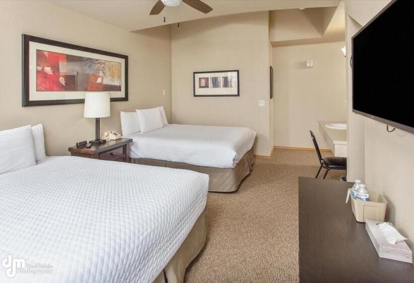 בית מלון כפרי Kenai Airport