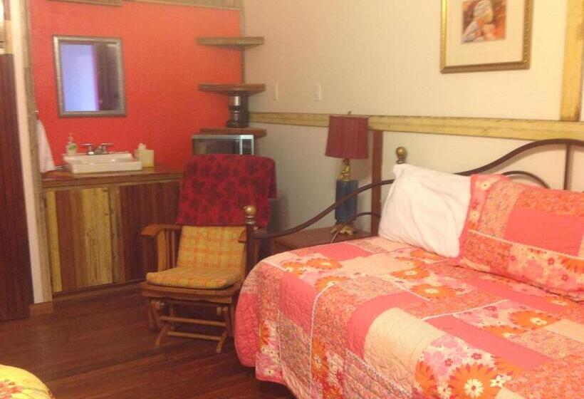 ホテル The Main Street