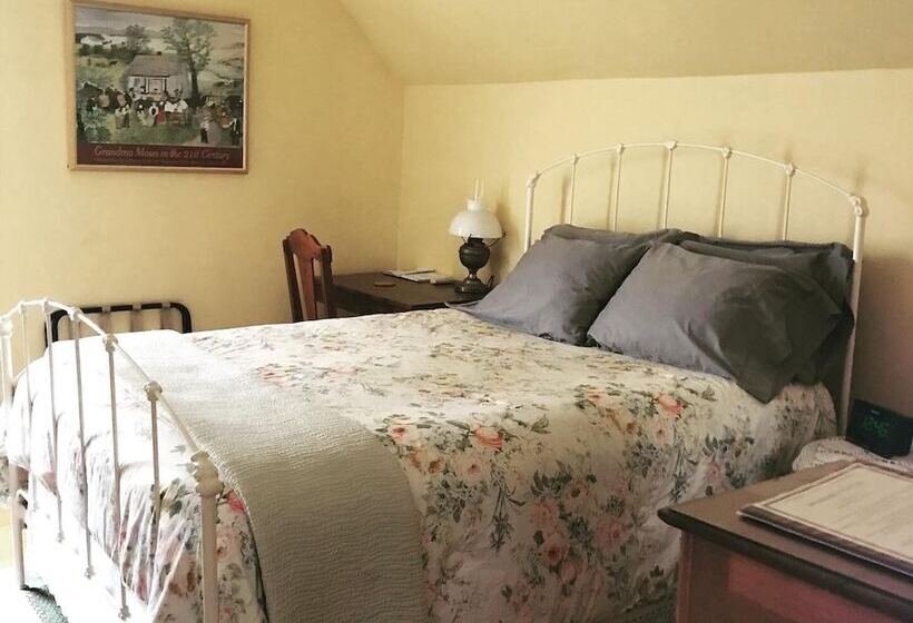 Maplecroft Bed & Breakfast