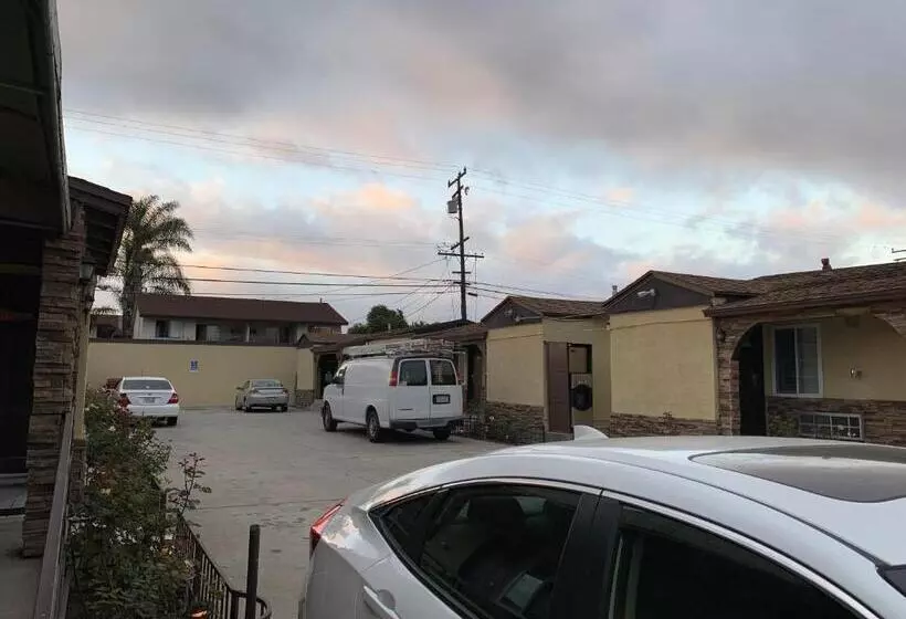 Motelli Apache Inn