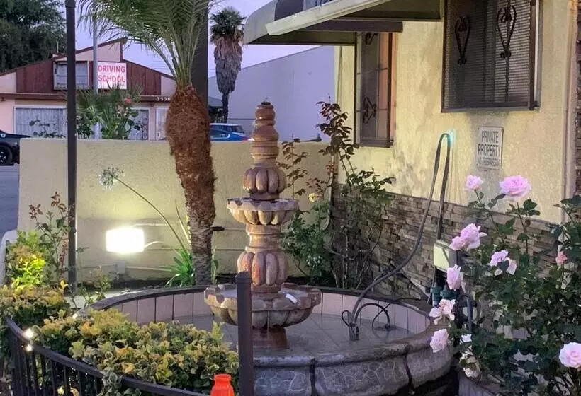 Motelli Apache Inn