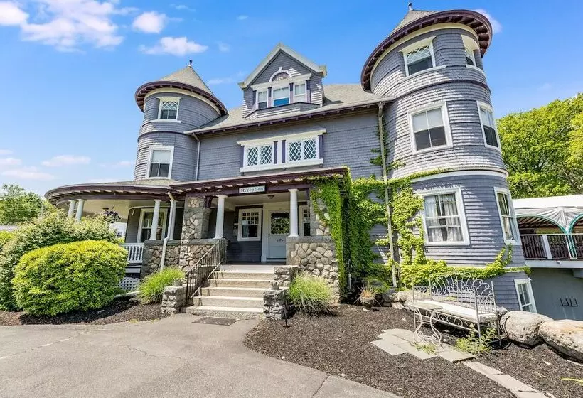 モーテル Castle Manor Inn