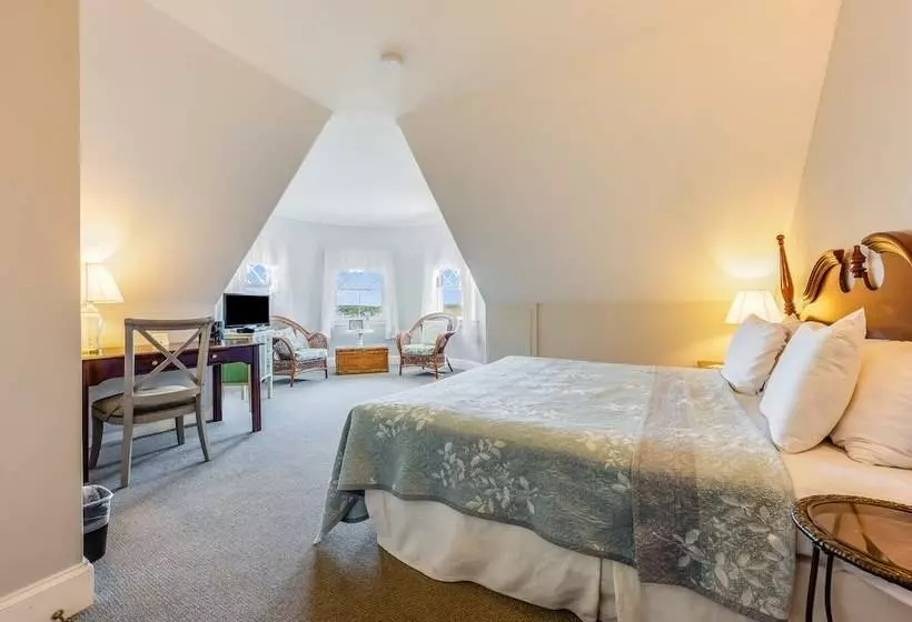 モーテル Castle Manor Inn