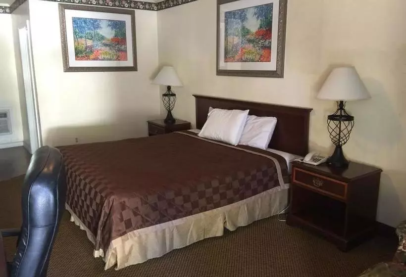مُتل Deluxe Inn  Statesboro