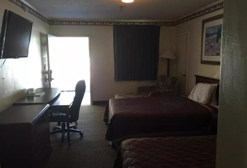 مُتل Deluxe Inn  Statesboro