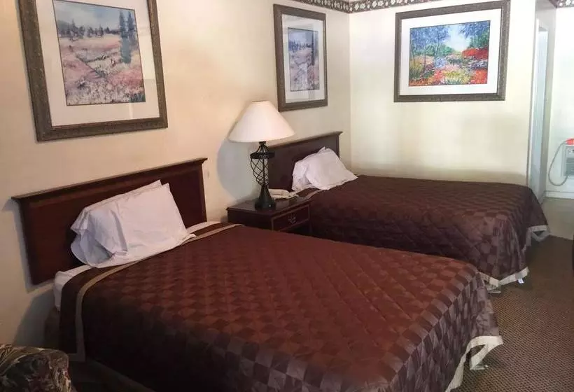 مُتل Deluxe Inn  Statesboro