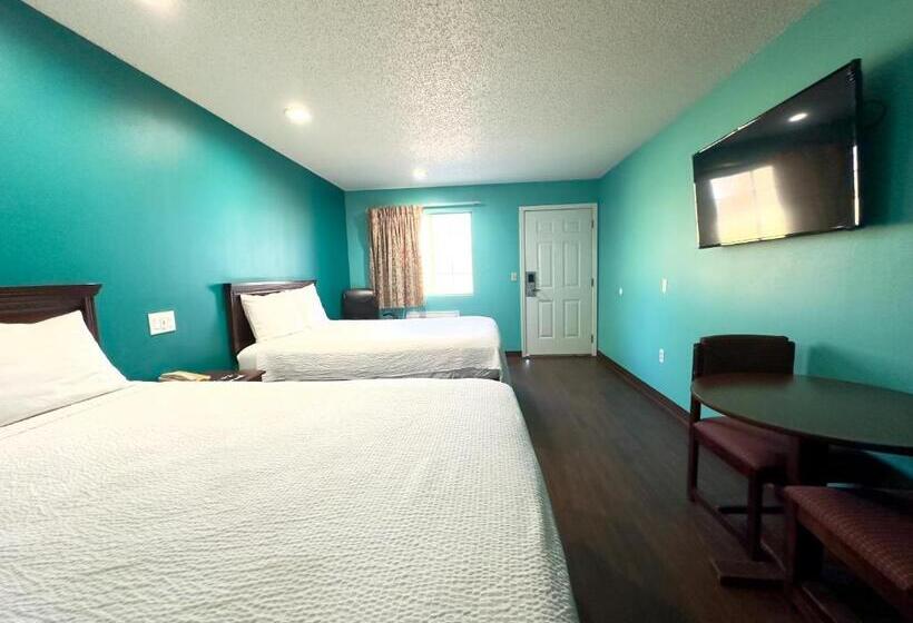 فندق على الطريق Razorback Inn