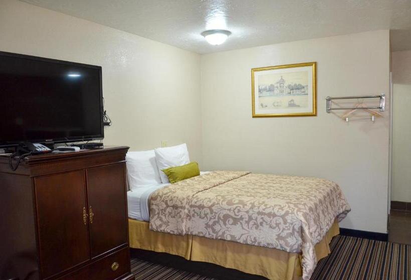 فندق على الطريق Route 66 Inn