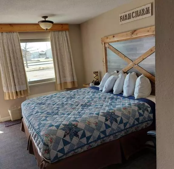 モーテル The Lodge At Russell   Russell Inn