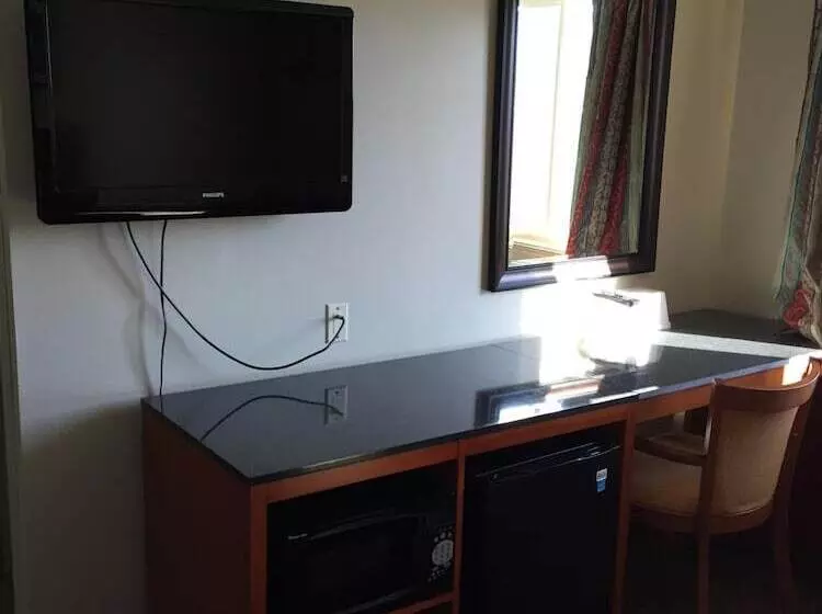 Royal Inn Motel