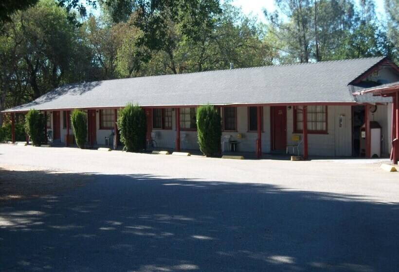 Shasta Dam Motel
