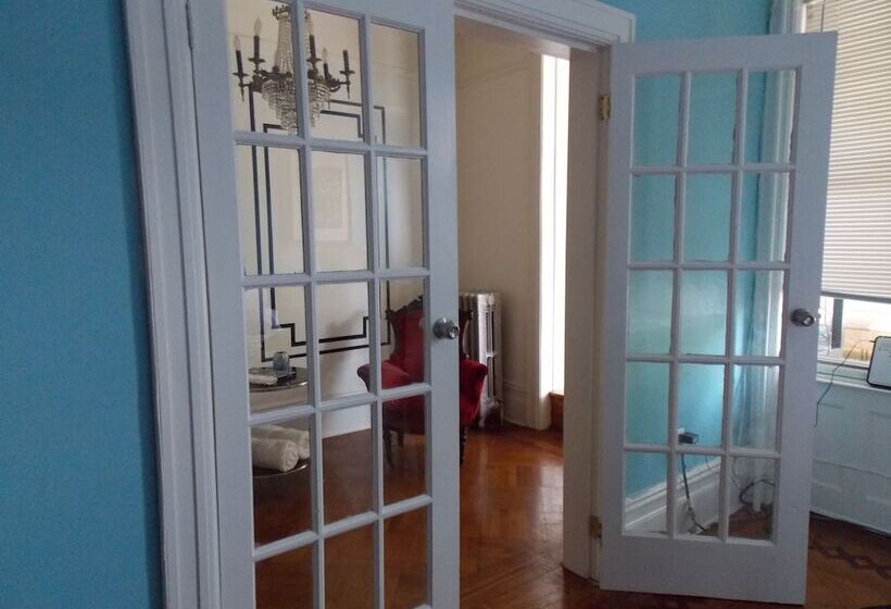 Bed and Breakfast Serenity At Home Guest House