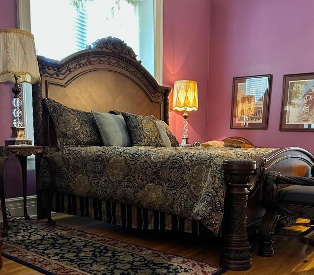 مبيت وإفطار The Blenman Inn