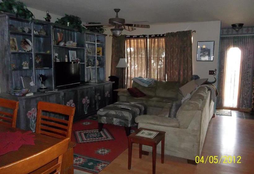 Dumplin Patch Bed & Breakfast