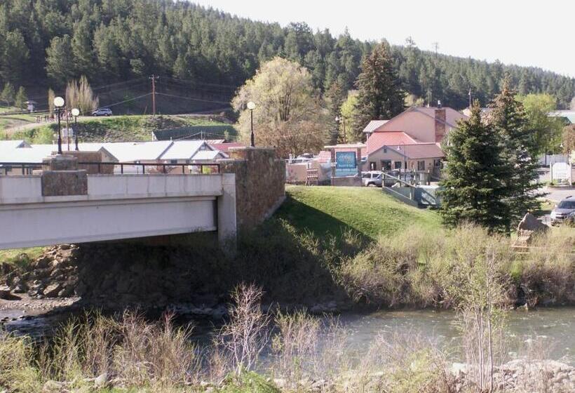 Healing Waters Resort And Spa