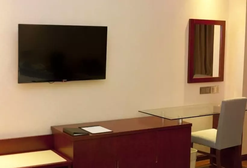 Hotelli Greentree Inn Hainan Haikou Jinniu Road Business