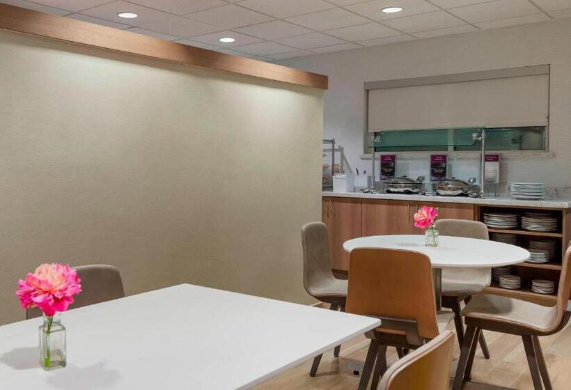 호텔 Residence Inn By Marriott Tampa At Usf/medical Center