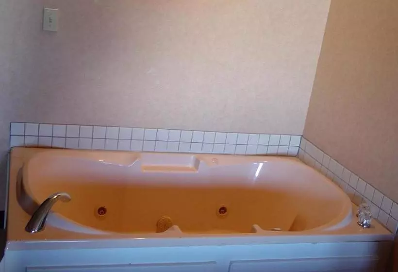 モーテル Garden Inn & Suites