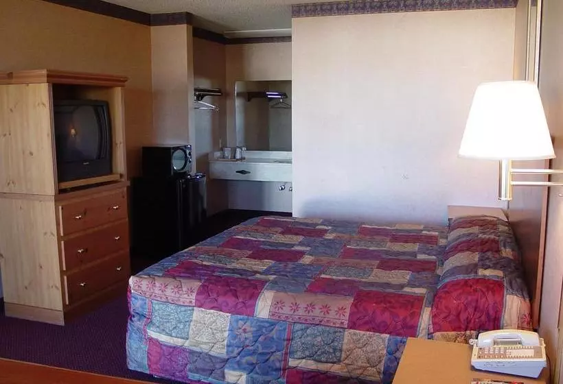 モーテル Garden Inn & Suites