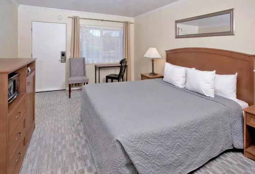 モーテル Villa Franca Inn