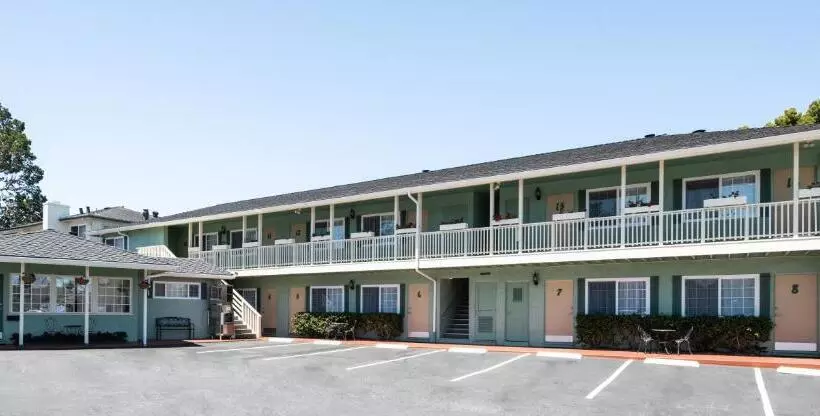 モーテル Villa Franca Inn