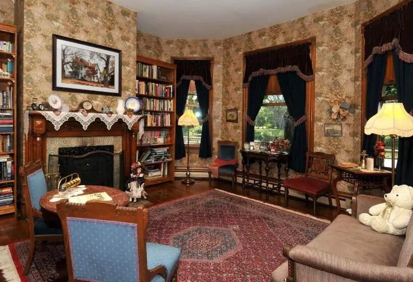 Victorian Loft Bed And Breakfast