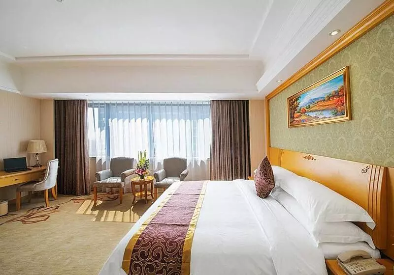 Vienna Hotel Guilin Wanfu Square