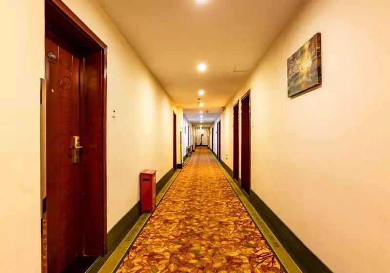 ホテル Greentree Inn Gansu Baiyin East Bus Station Lanbao Road Express