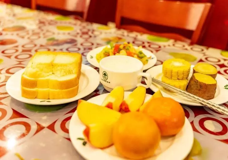 ホテル Greentree Inn Gansu Baiyin East Bus Station Lanbao Road Express