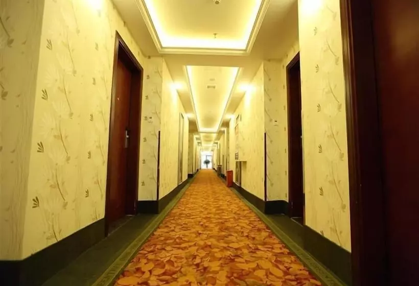 Hotelli Greentree Inn Danshui