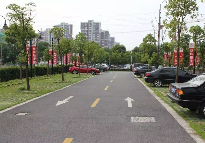 Hotelli Greentree Inn Shanghai Jiading Newtown Malu Subway Station Business