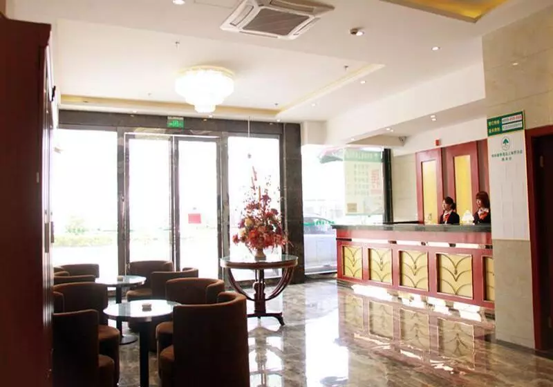 Hotelli Greentree Inn Shanghai Luojing Express