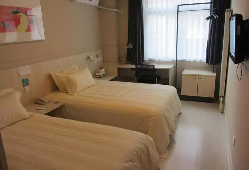 Hotelli Jinjiang Inn Jining Pipashan Road