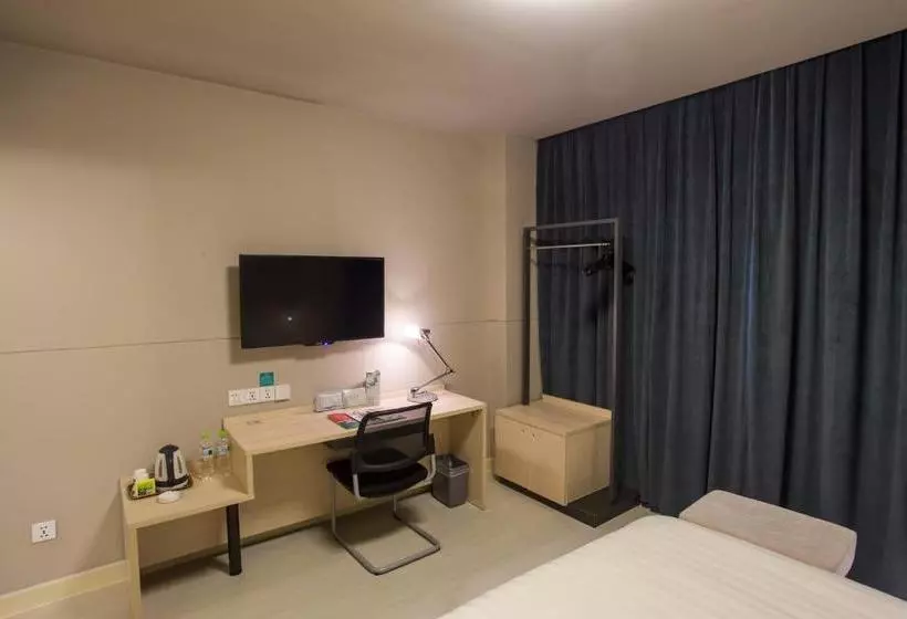 ホテル Jinjiang Inn Liuzhou Bubugao Square North Station