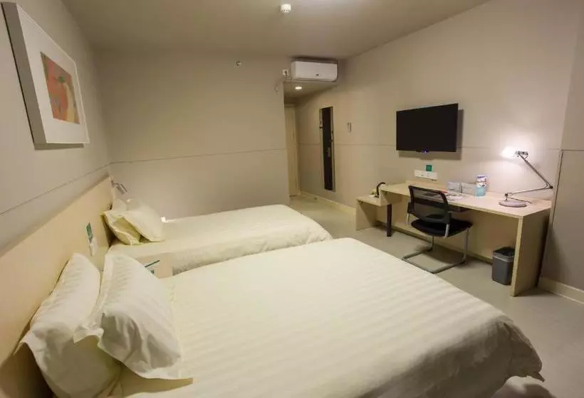 ホテル Jinjiang Inn Liuzhou Bubugao Square North Station