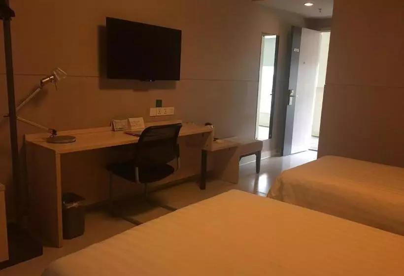 ホテル Jinjiang Inn Liuzhou Bubugao Square North Station