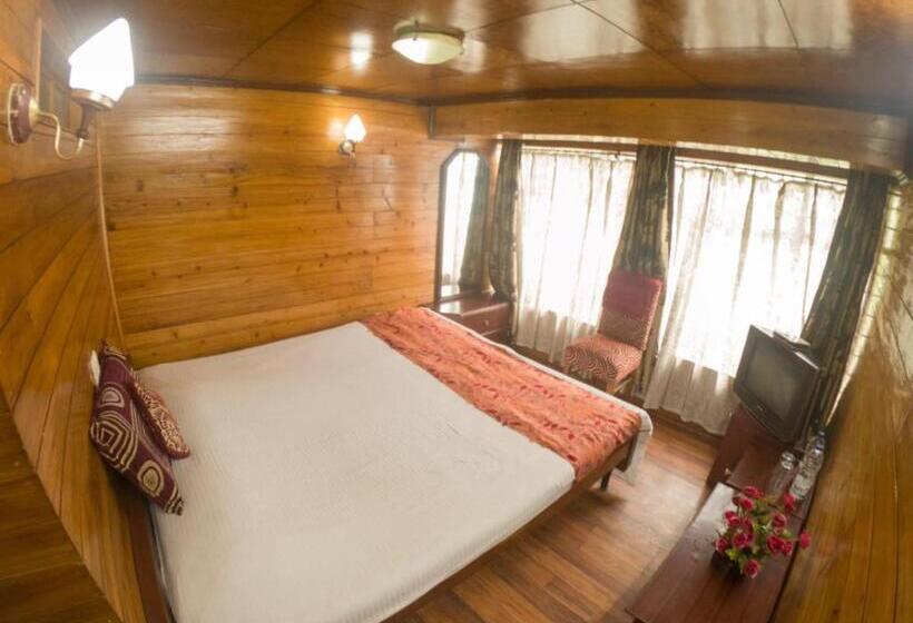 酒店 Broadway Mall Road Darjeeling   Family Joy Vacations & Best Location