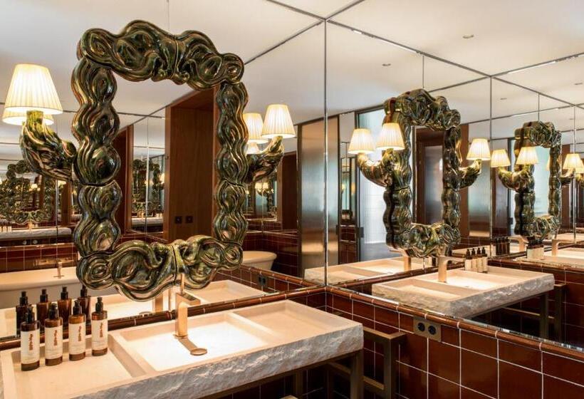 هتل Brach Madrid Evok Collection