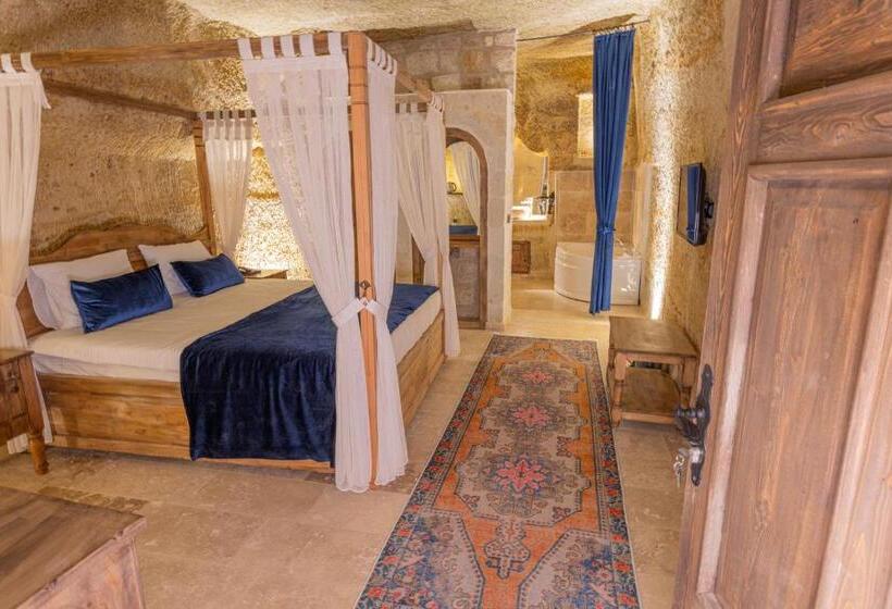 هتل Chakra Special Caves