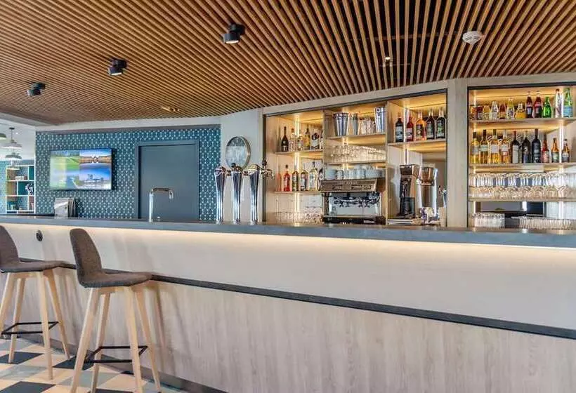 هتل Kyriad Limoges   Ester