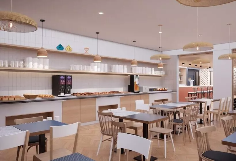 هتل Kyriad Limoges   Ester