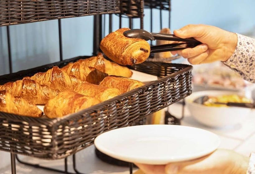 בית מלון כפרי Kyriad Limoges   Ester