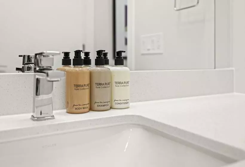 Placemakr Cathedral Heights