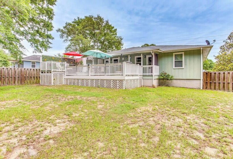 Charming Shallotte Home ~ 4 Mi To Ocean Isle Beach