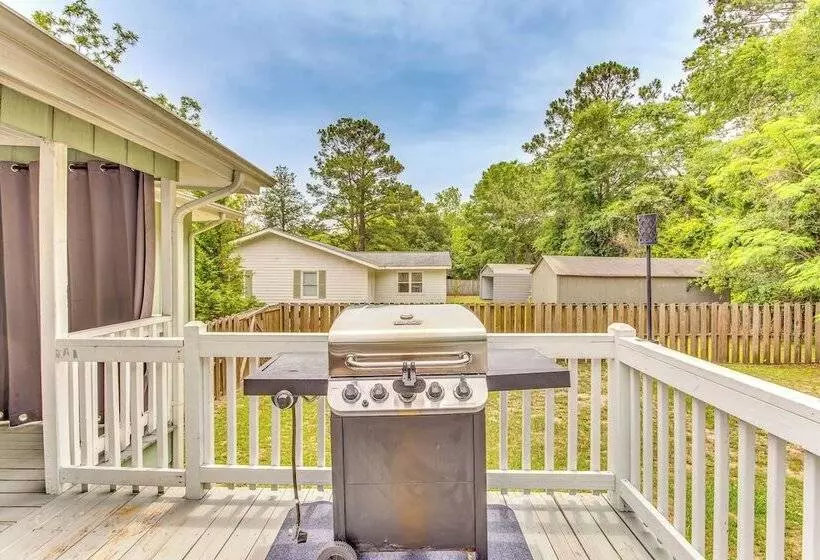 Charming Shallotte Home ~ 4 Mi To Ocean Isle Beach