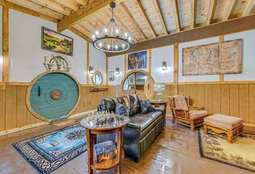 Hobbit Themed House On 6 Acres In Cosby