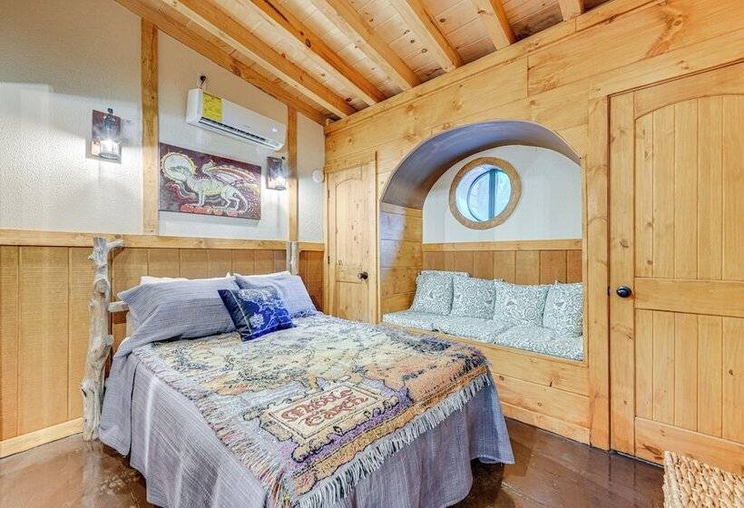 Hobbit Themed House On 6 Acres In Cosby