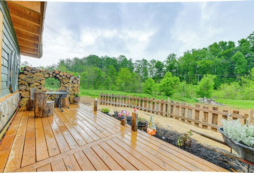 Hobbit Themed House On 6 Acres In Cosby