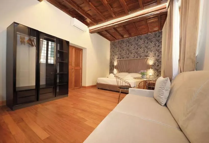 هتل Golden Pantheon Rooms