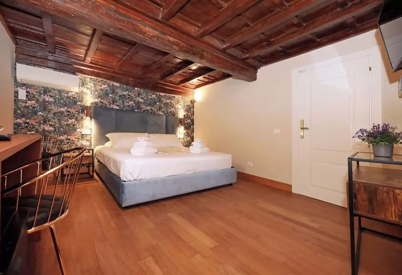 هتل Golden Pantheon Rooms